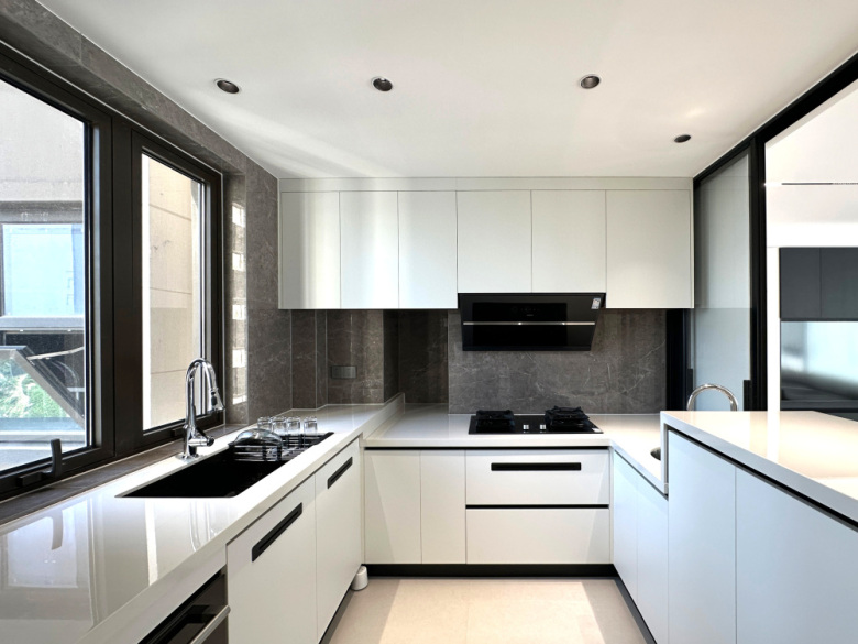 【小二家居4112 全屋定制】蔚藍(lán)天地 現(xiàn)代簡(jiǎn)約-櫥柜衣柜定制家具 生產(chǎn)流程跟進(jìn)